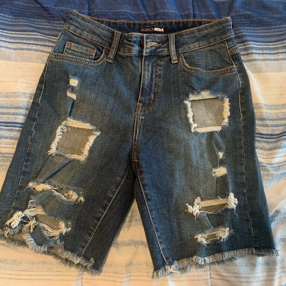 Fashion nova denim shorts